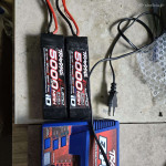 Traxxas 3s lipo ir pakrovejas nuotrauka 1