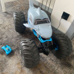 Radijo bangomis valdomas automobilis „monstras“ nuotrauka 3