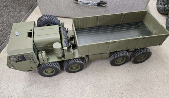 Hg p801 8x8 RC scale crawler truck modelis