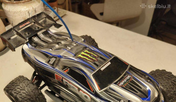 Traxxas E-revo 1/16