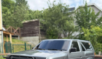 Traxxas trx4 Nissan pathfinder