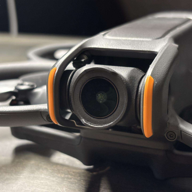 Parduodu Dji Avata 2 tik droną (be baterijos)