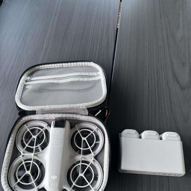 Dji Neo