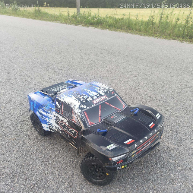 Arrma senton 3s blx