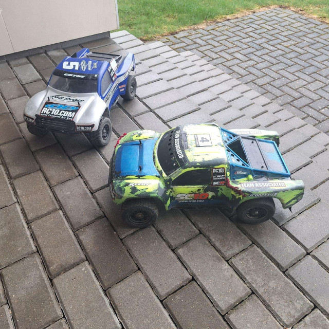 Rc10 Team Associated modeliai