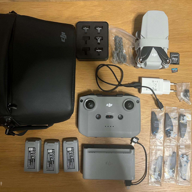 Dji Mini 2 Fly More Combo