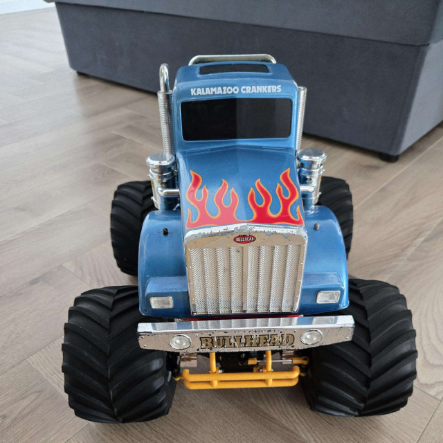 Tamiya clodbuster bullhead RC modelis