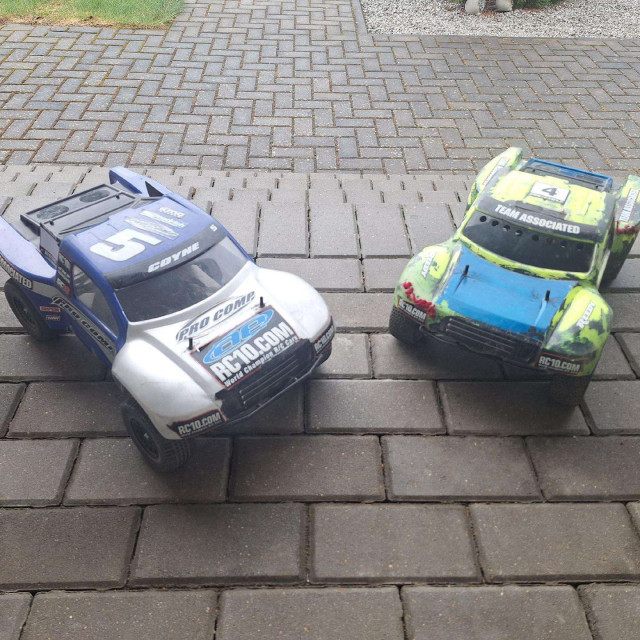 Team Associated Rc10 radijo bangomis valdomi model