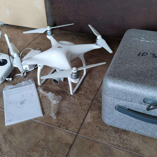 Dji Phantom 4 Dronas
