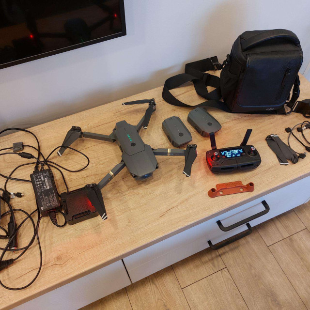 Dji mavic pro fly more combo