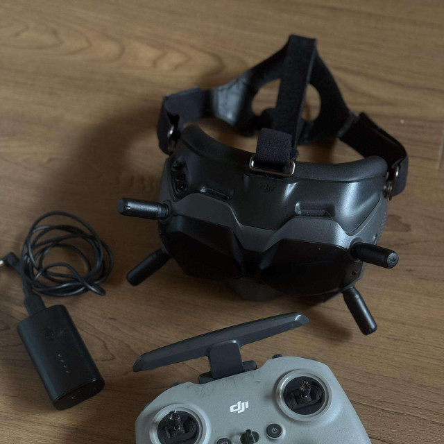Dji Googles V1 + Remote Controller 1