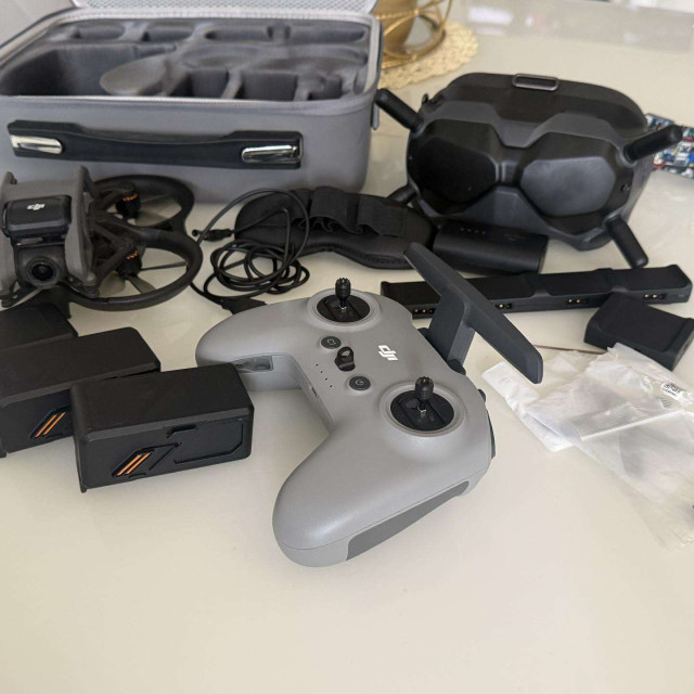 Dji avata fly more combo