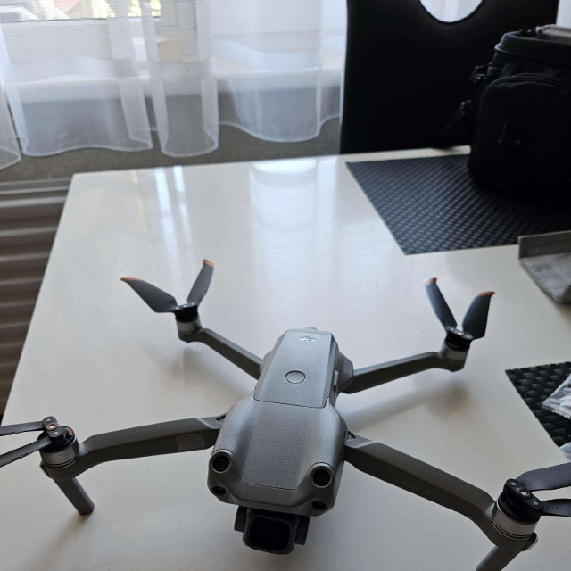 Parduodu Droną Dji air 2s