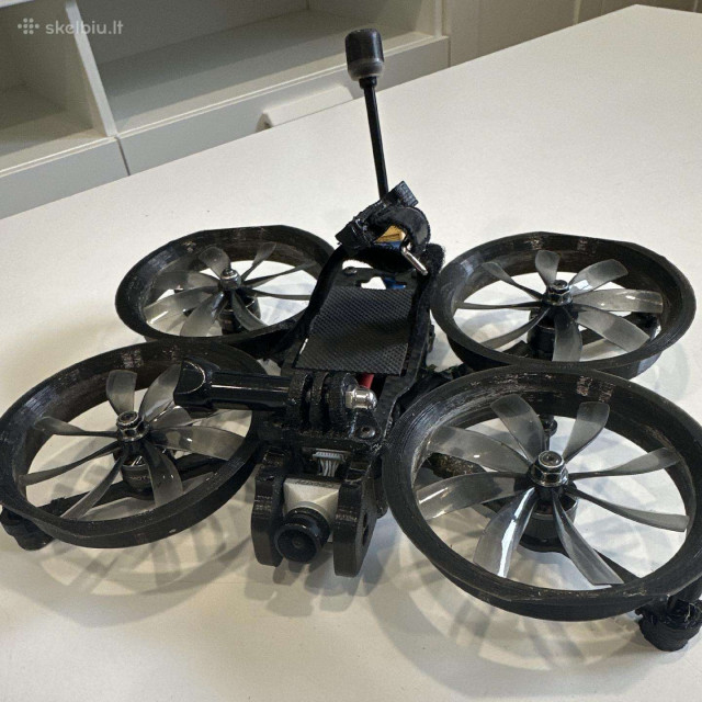 Parduodamas Shendrones Squirt V2 Fpv dronas