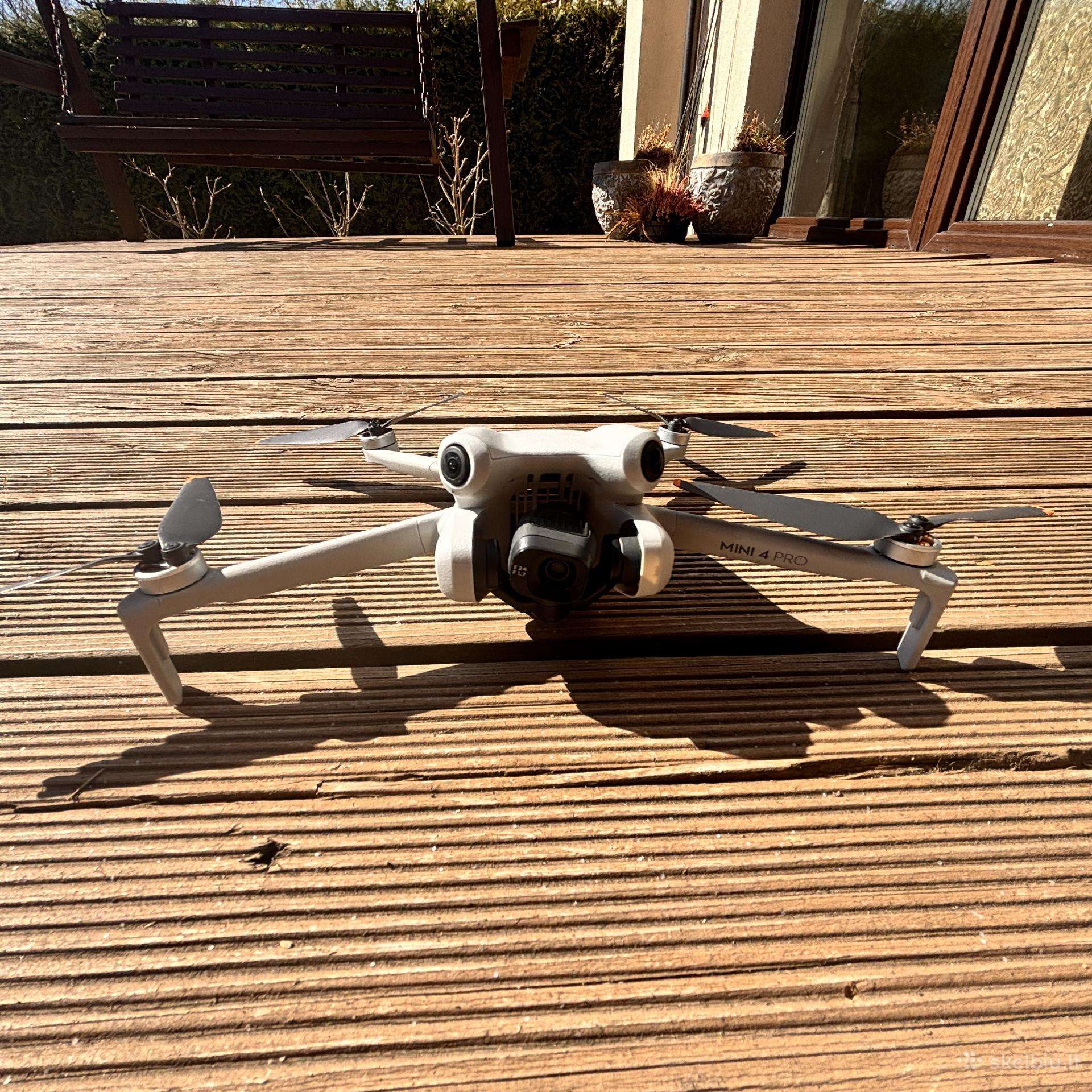 Dji mini 4 pro fly mire combo