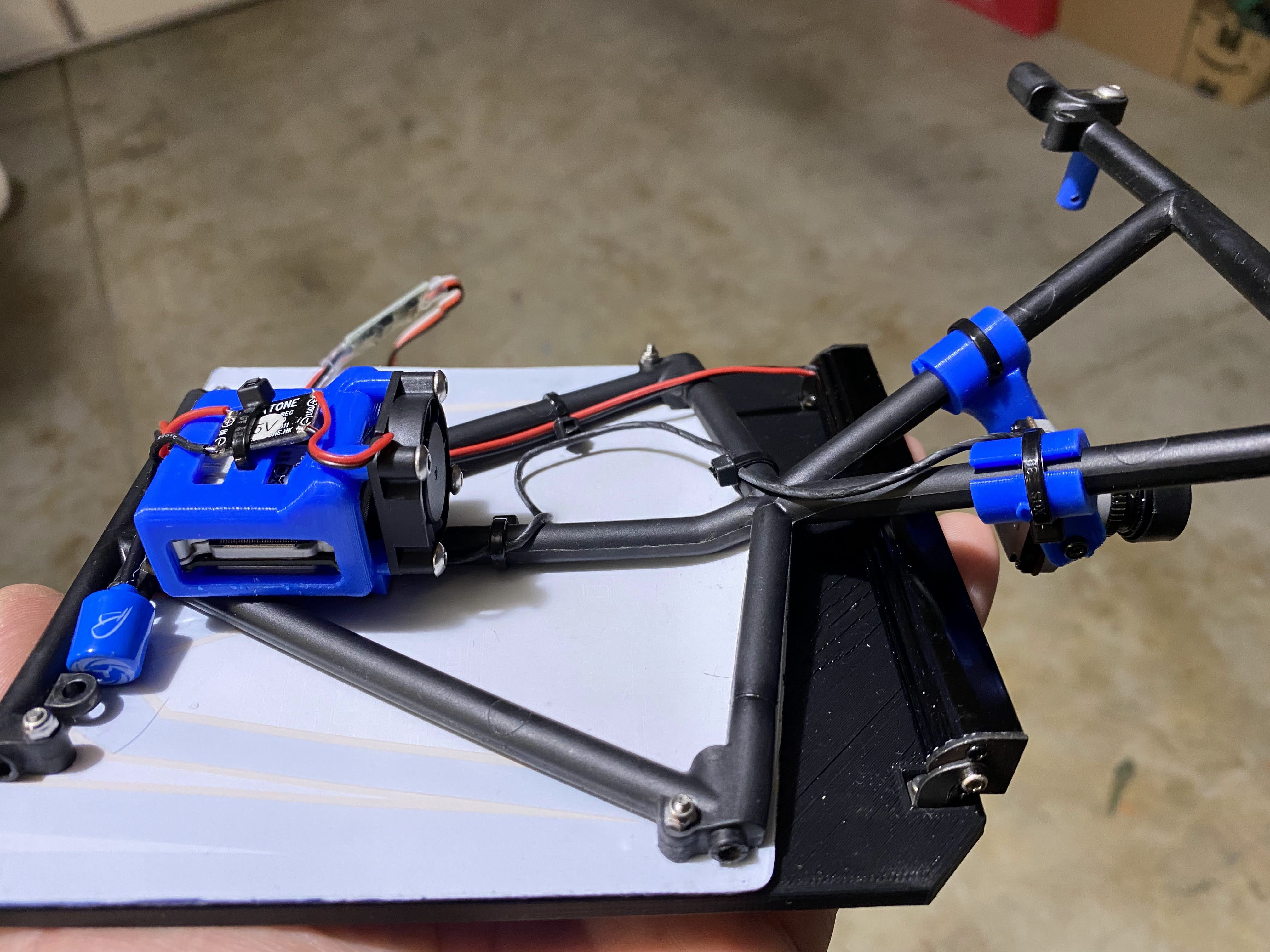 Axial RR10 Bomber FPV - Caddx Vista Polar